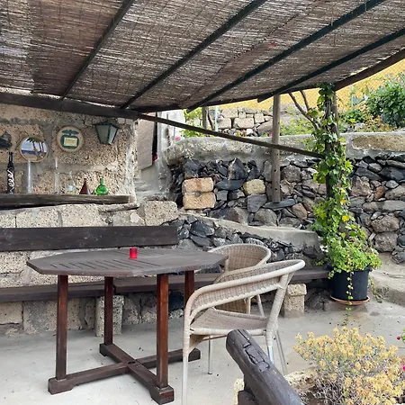 Casa Amarilla
