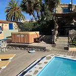 Casa Amarilla Дом отдыха Гиа-де-Исора