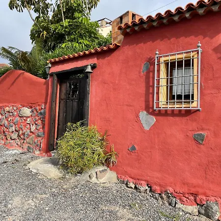 Casa Amarilla Гиа-де-Исора